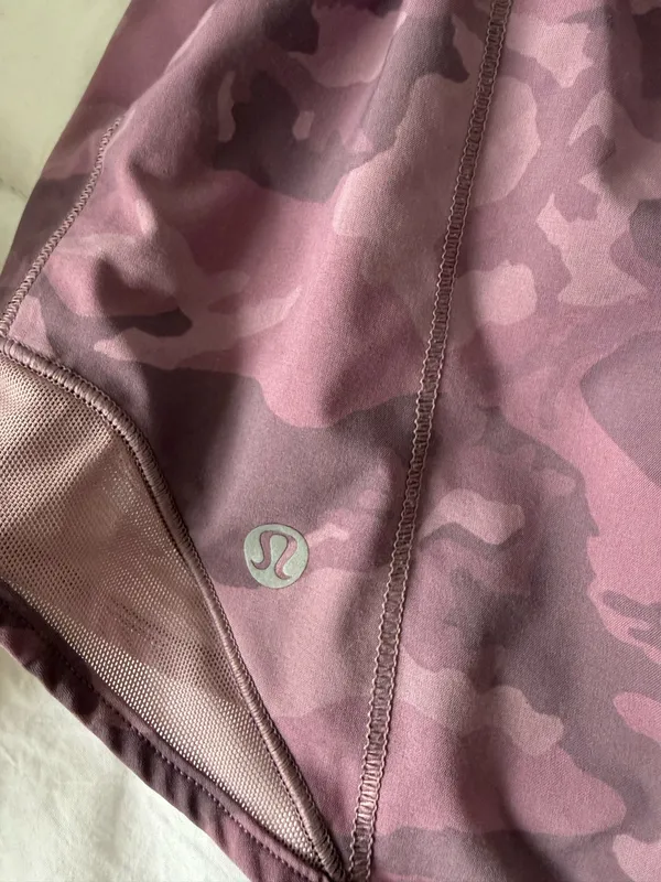 Lululemon Hotty Hot Low-Rise 4" Shorts Purple Camo - Image 3