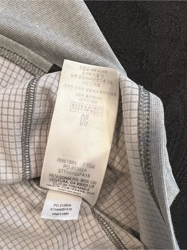Patagonia gray 1/2 zip capilene long sleeve top M women - Image 5