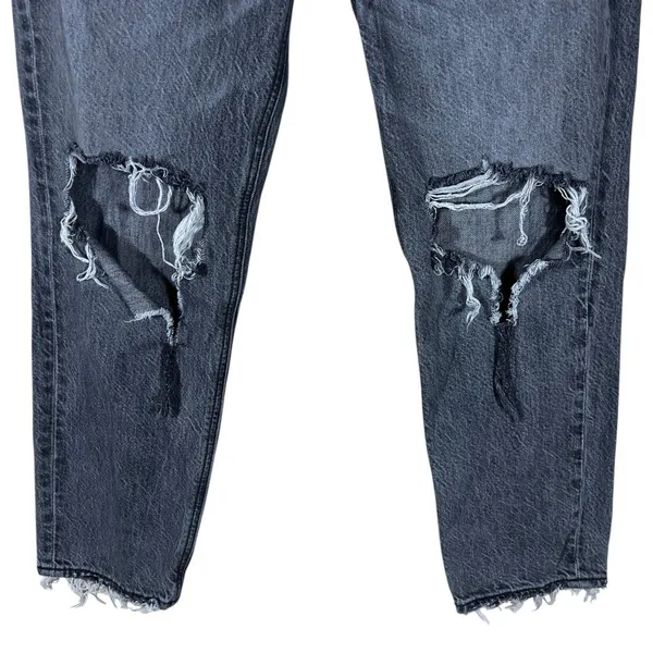 American Eagle Mom Jean Solid Denim Pants Black Grunge Distressed Size 4 Short - Image 3