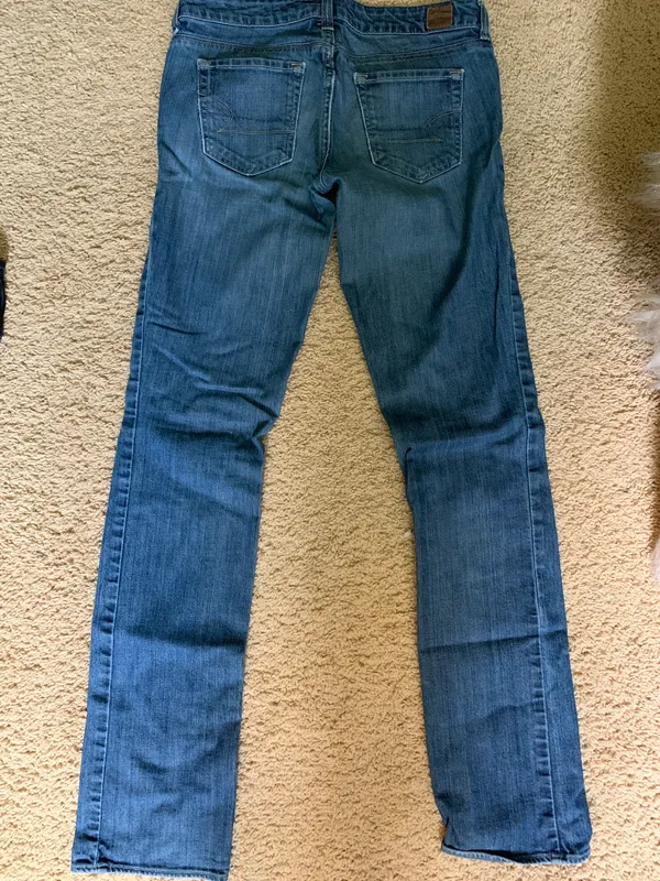 American Eagle Straight Leg Jeans - Image 2