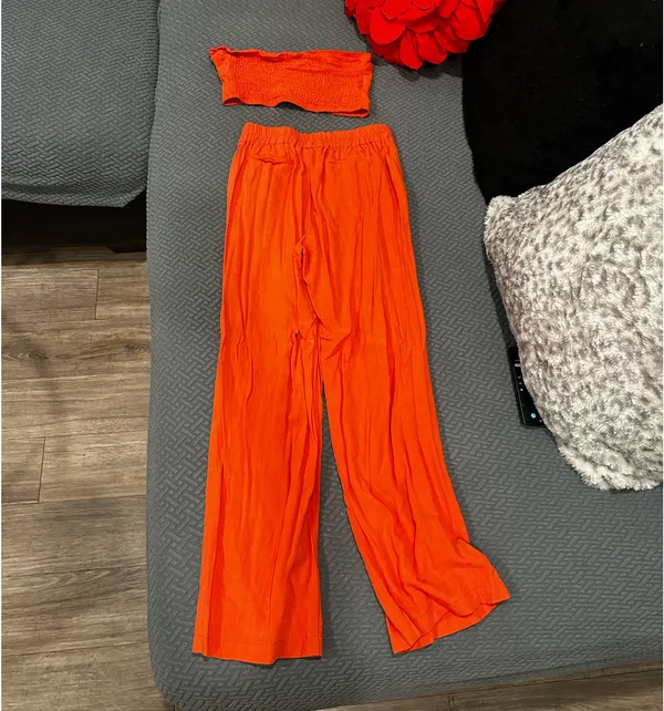 Monteau los angeles orange two piece matching set - Image 2