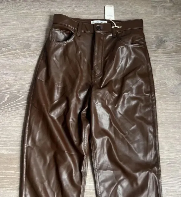 NEW Abercrombie & Fitch Vegan Leather 90s Straight Pant - Image 6