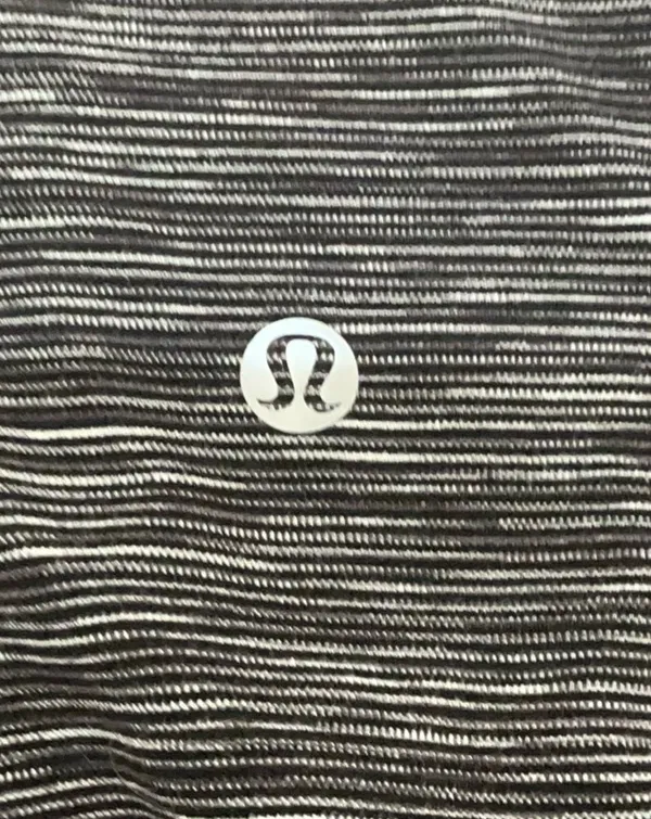 Lululemon shorts - Image 3