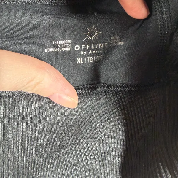 Aerie‎ Offline Black The Hugger Medium Support Racerback Sports Bra - Image 2