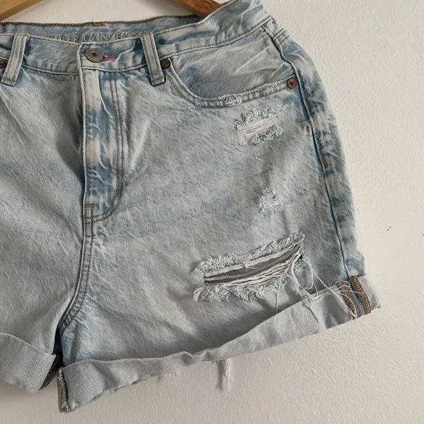 American Eagle Light Blue Jean Mom Shorts EUC - Image 4
