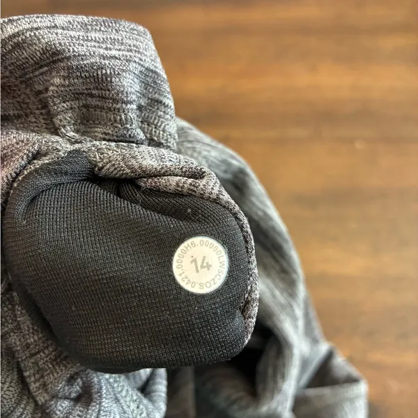 Lululemon Align Leggings Size 12 Pant 25" Heathered Gray - Image 2
