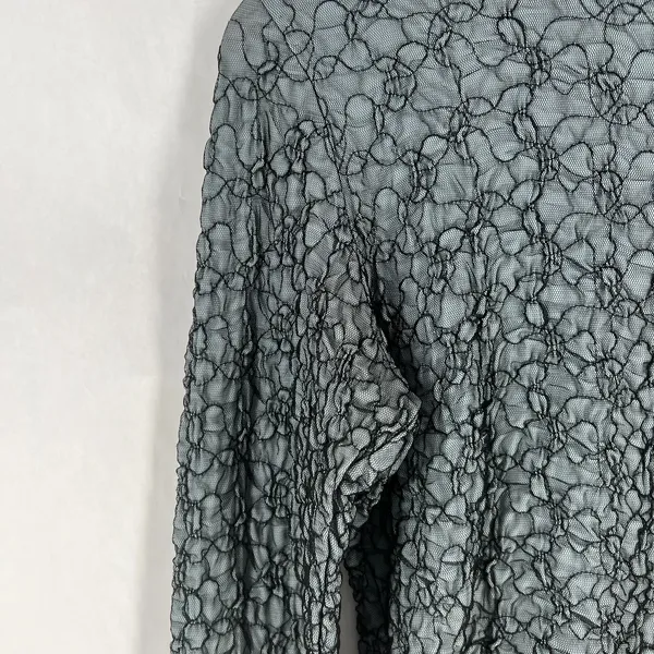 Sno Skins Crop Top Womens Medium Black Lace Sheer Detail Turtle Neck Ski Outdoor - Image 4