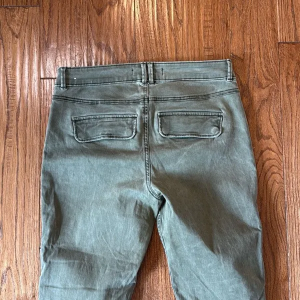 Abercrombie & Fitch olive mid rise seamed skinny pant size 28 - Image 11