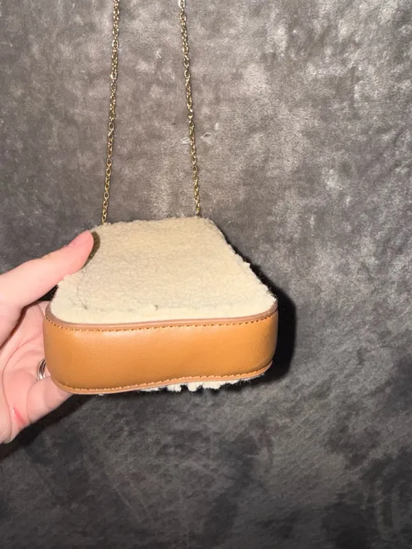 Steve Madden Sherpa Faux Fur Mini Crossbody Phone Bag - Image 7