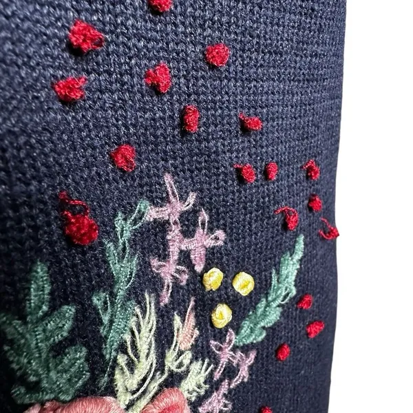 90's Susan Bristol Hand Embroidered Floral Knit Vest L | Grandmacore Cottagecore - Image 6