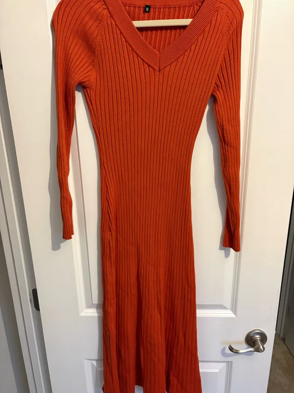 Orange Sweater Dress Size M - Image 4