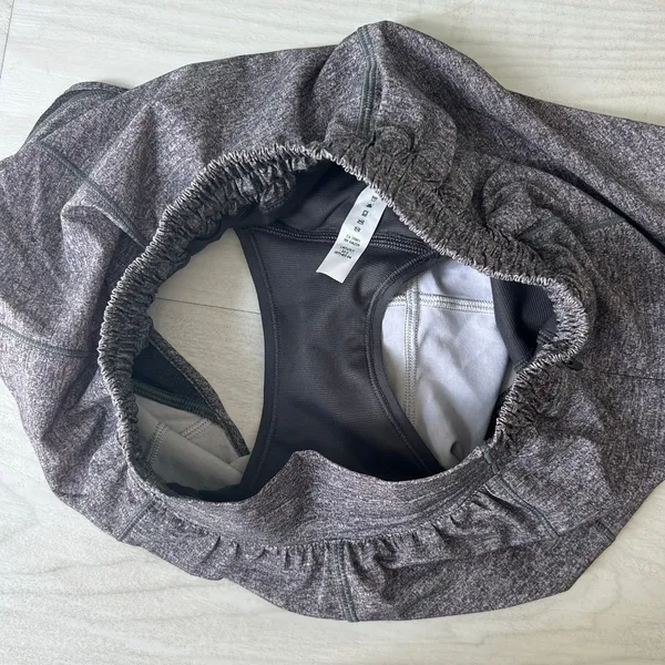Lululemon University of Alabama Crimson Tide Hotty Hot Gray Shorts Size 4 - Image 4