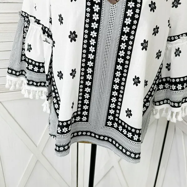 Soho New York & Comp Boho Fringe‎ Hem Floral Popover Shirt White Black Large - Image 7