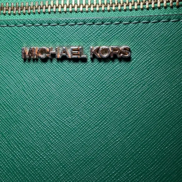 Michael Kors Jet‎ Set Large Saffiano Leather Crossbody Bag in Green - Image 10