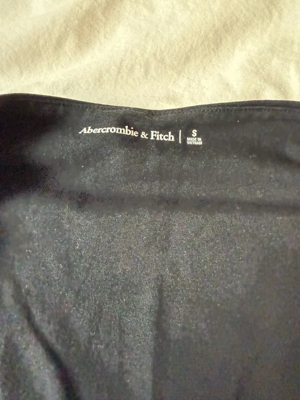 Abercrombie Black Ruched Tank Top - Image 5