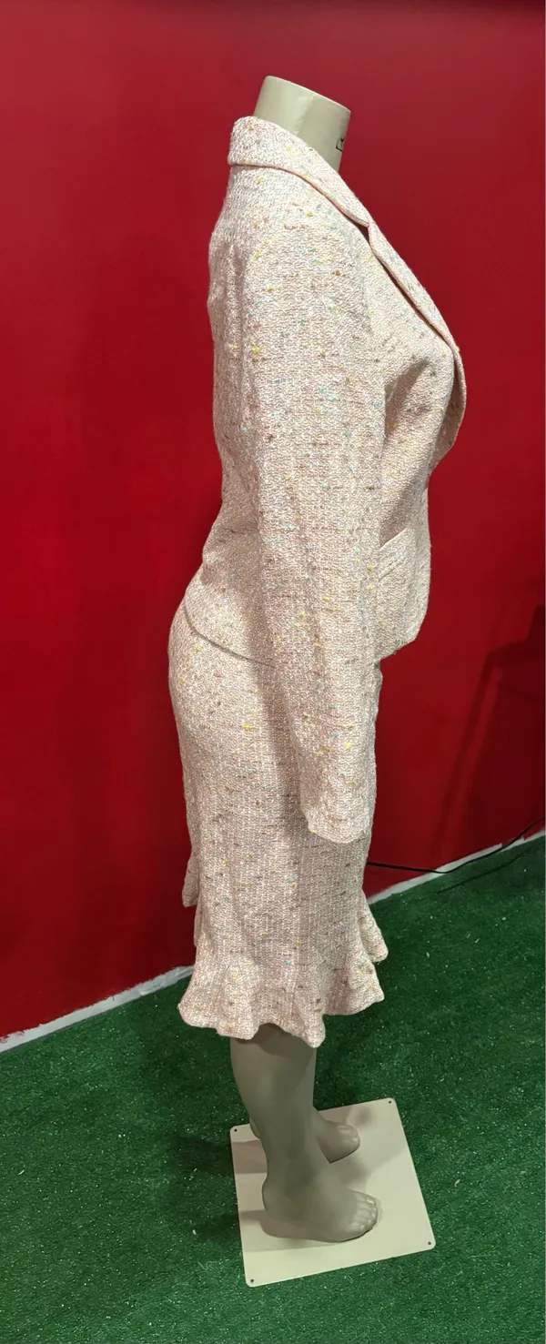 Sara Campbell Pink Tweed Ruffle Hem Skirt Suit - Image 4