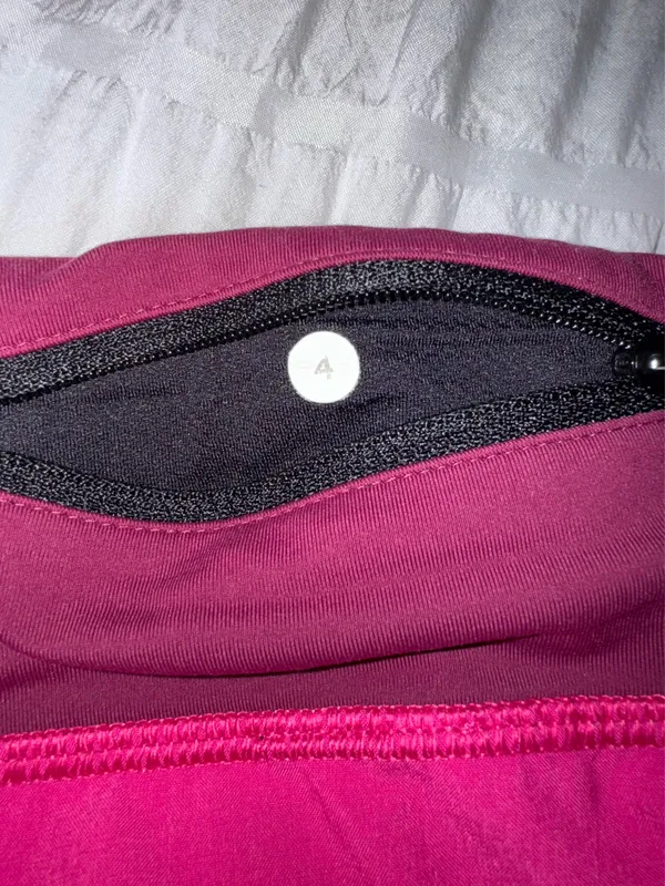 Lululemon Speed Up Shorts 2.5" Pink - Image 3