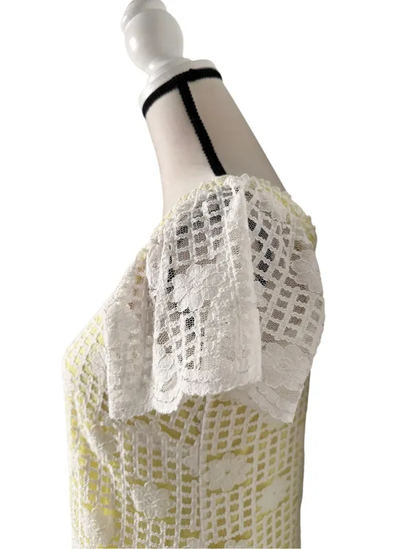Emma & Michele White Crochet Yellow Underlay Flutter Sleeve Dress Size M - Image 4