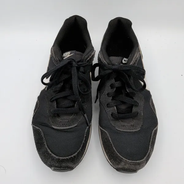 Nike Venture‎ Runner Womens 9.5 Black White Suede Mesh Sneakers CK2948-001 - Image 4