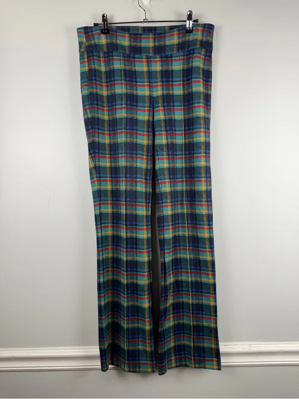 J. McLaughlin Rylie Pant in green plaid size small - Image 2
