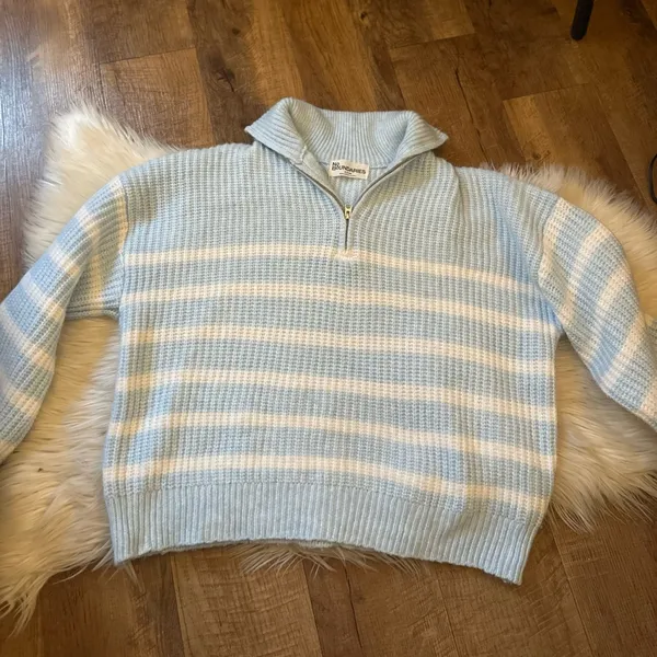 NO BOUNDARIES Half Zip Mock Neck Striped Sweater In Blue - Image 3