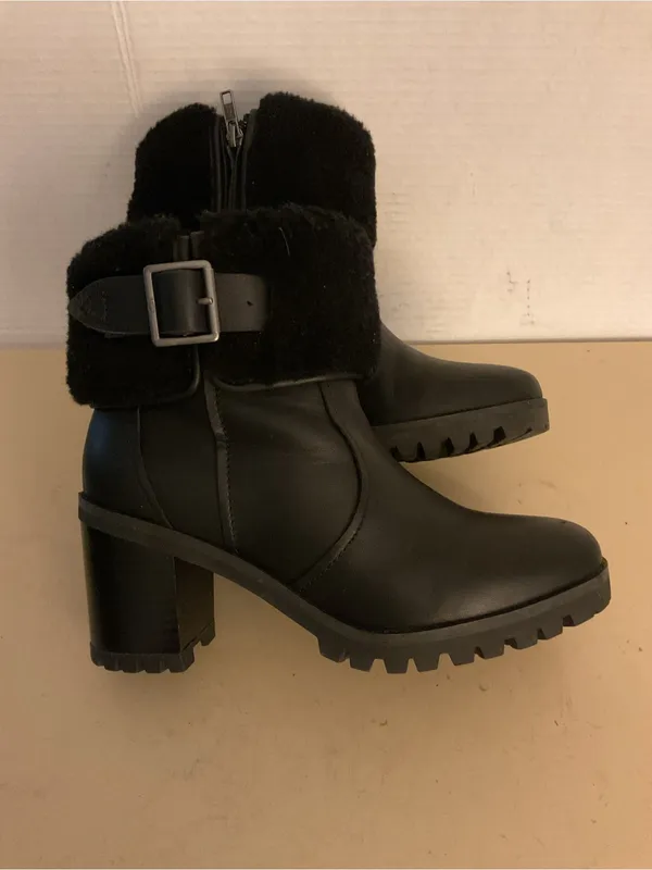 UGG women Black leather shearling platform waterproof heel boots US 7.5 - Image 7