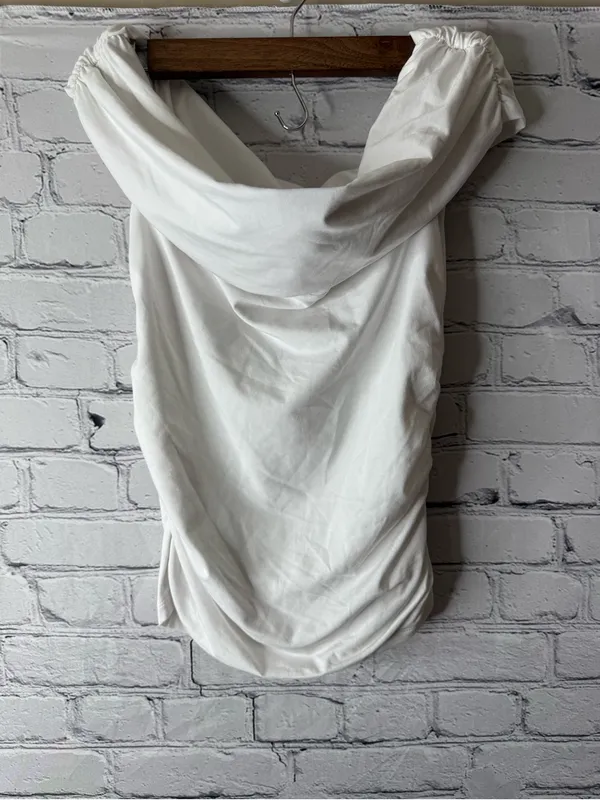 Abercrombie and fitch Women’s White Off-Shoulder Drape Top - Image 6