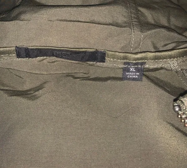 Uniqlo Womens Rain Jacket - Image 3
