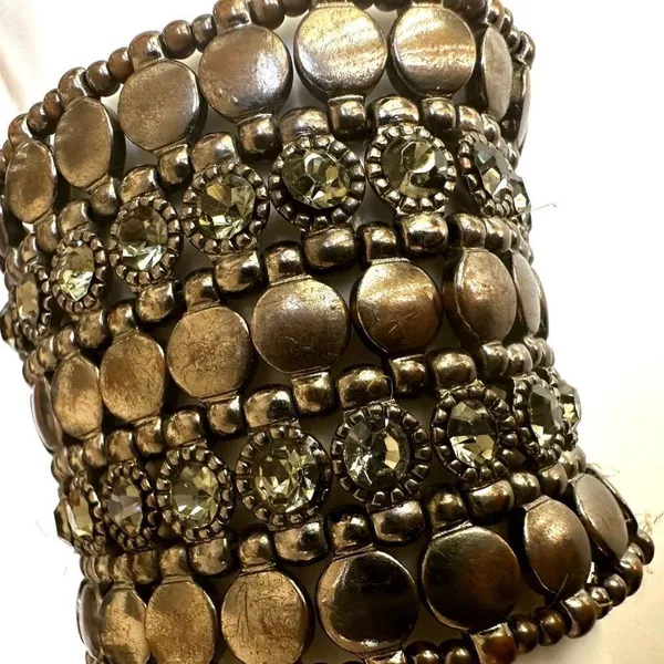 Wide rhinestone stretchy bracelet - Image 7