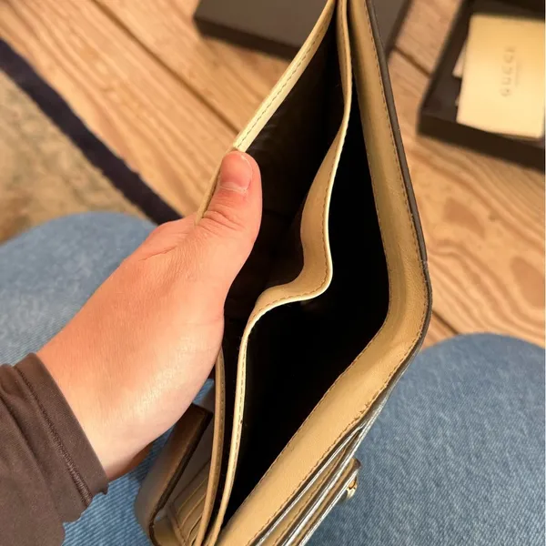 Gucci compact wallet - Image 8