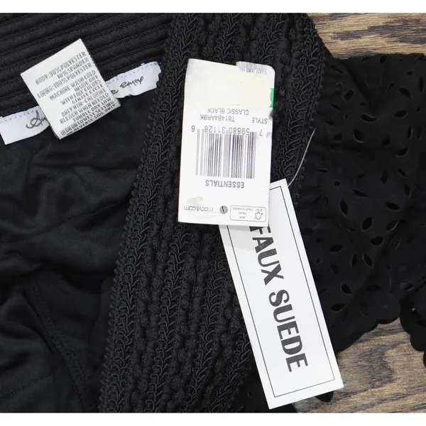 NWT American Rag Cie Laser-Cut Faux-Suede Eyelet Cropped Shorts Classic Black L - Image 6