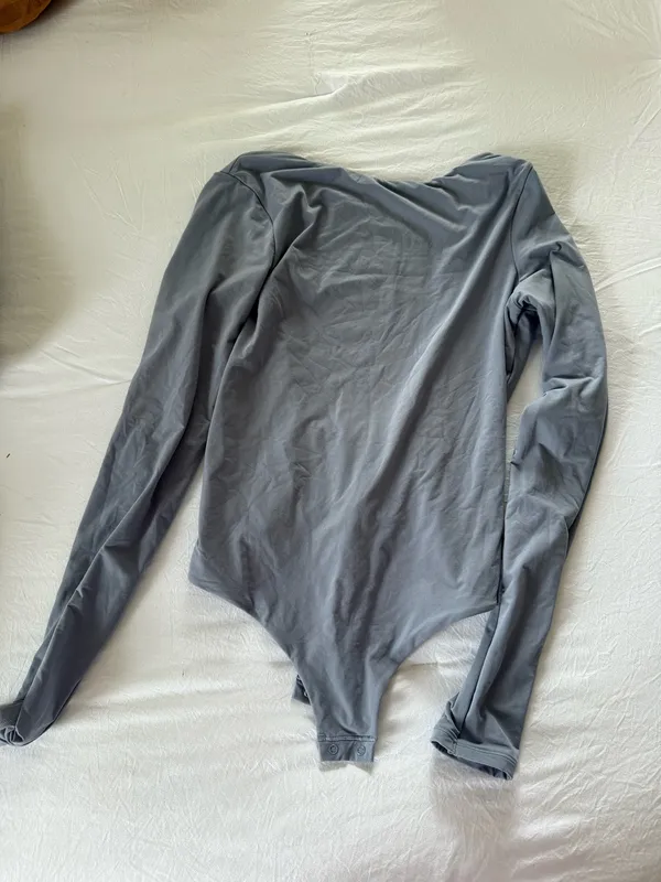 SKIMS Bodysuit Seamless - Image 2