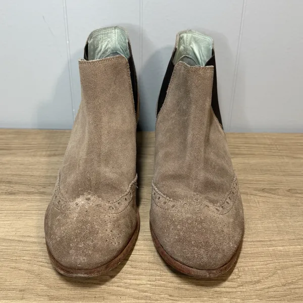 Boden Chelsea Boots Women US 9.5 Eu 41 Suede Leather Brogue Ankle Pull On CapToe - Image 2