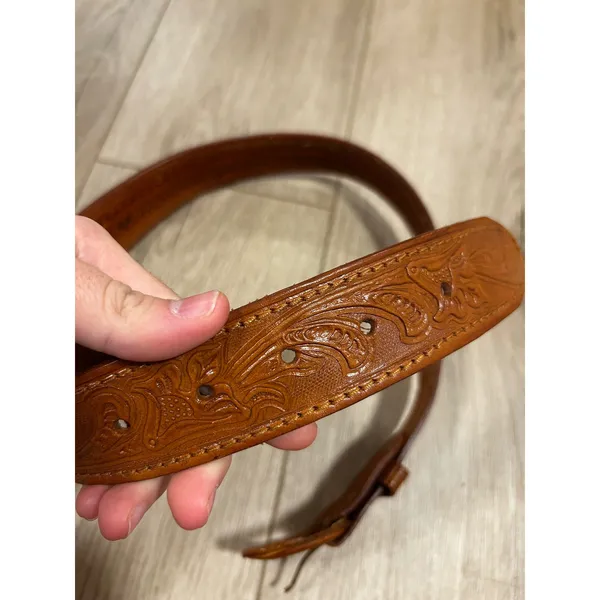 Vintage Tan Floral Tooled Leather Western Belt Woven Detail Size 32 - Image 4
