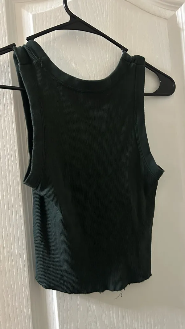 Brandy Melville John Galt ribbed Tank top Crop - Image 5