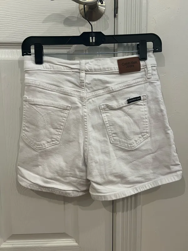 Calvin Klein White High-Rise Denim Shorts - Image 7