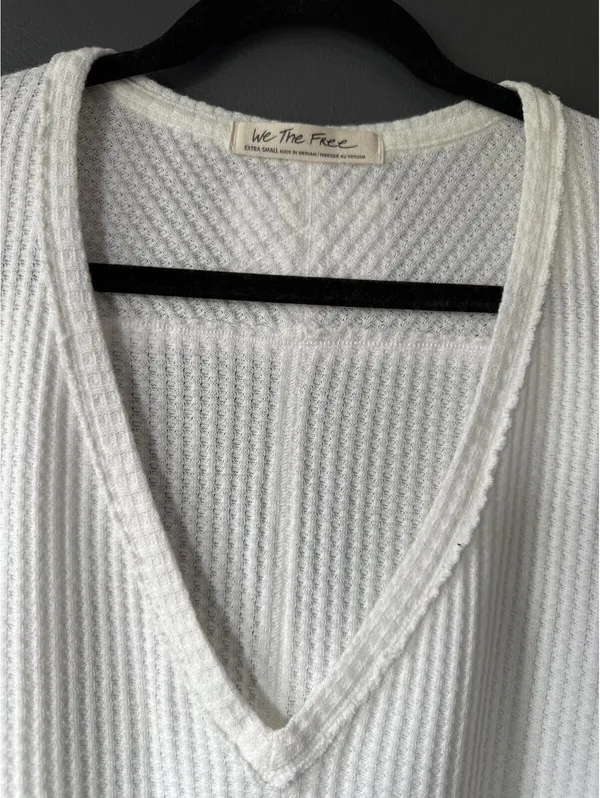 Free People We The Free Women's White Waffle Knit V-Neck Sweater Extra Small - Image 4