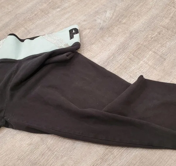 Victoria's Secret PINK Yoga Black Leggings Size Medium - Image 7