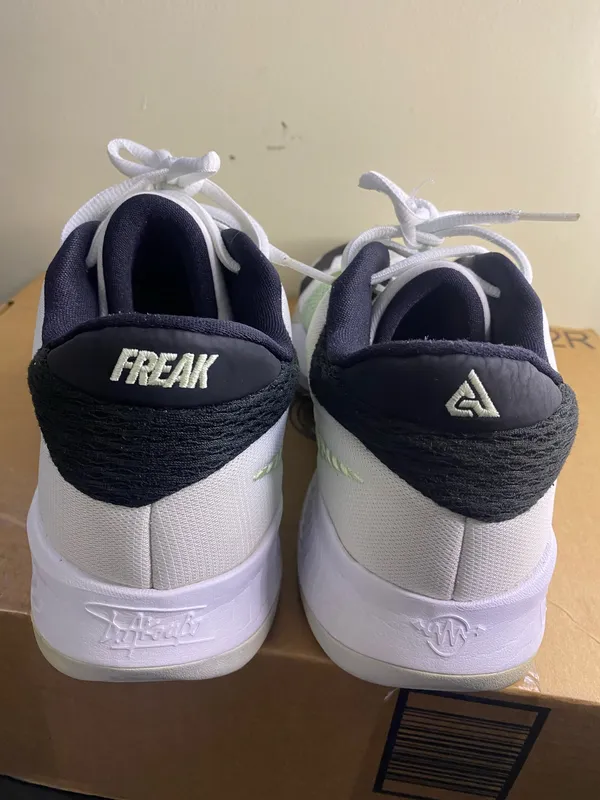 Mens Nike Zoom Freak 4 Sneakers Shoes Size 10 - Image 3