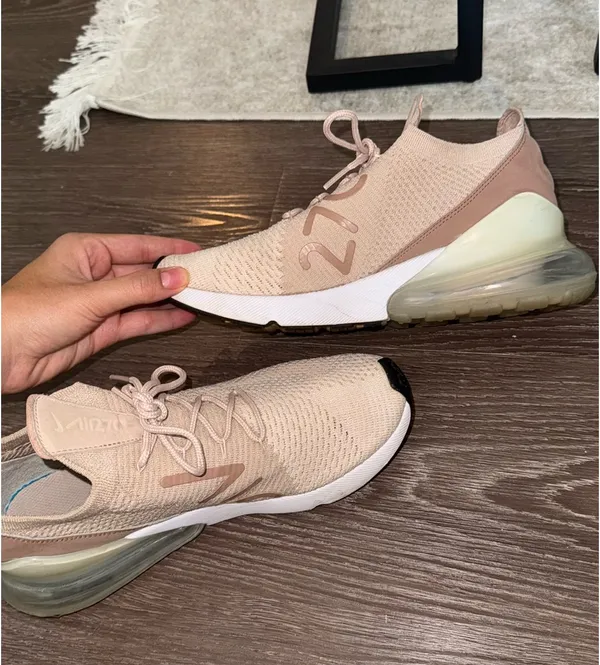 Nike Women’s Air Max 270 Flyknit - Image 3