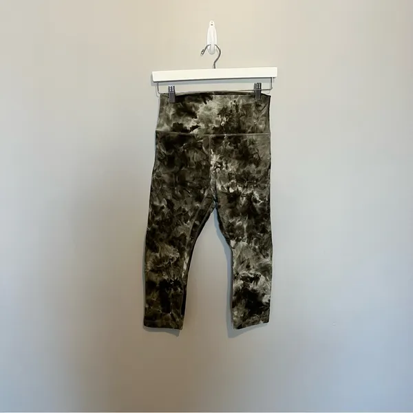Women's Lululemon Diamond-Dye Leggings - Image 2