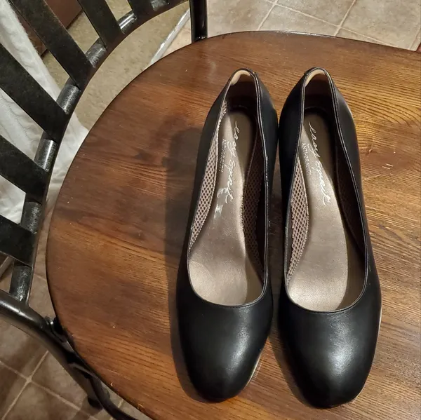 Easy spirit shoes Size 9 - Image 3