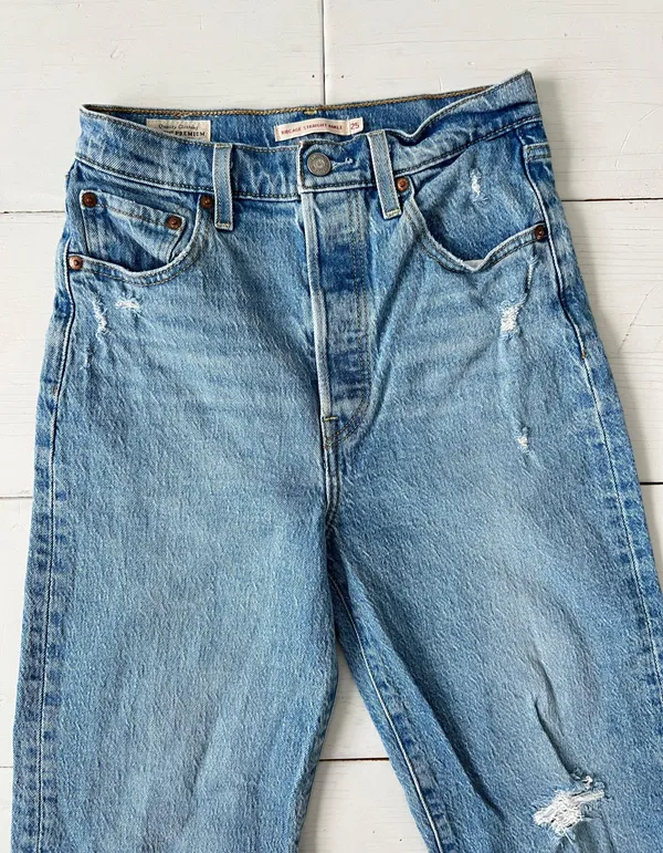 Levi’s Ribcage Straight Ankle Jeans 25 - Image 4