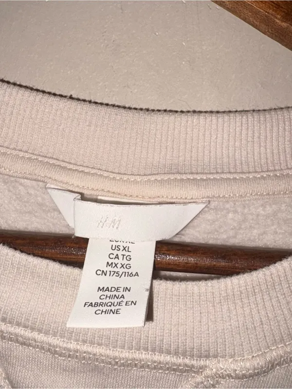 H&M "Tennis Club" Crewneck Sweatshirt XL - Image 3