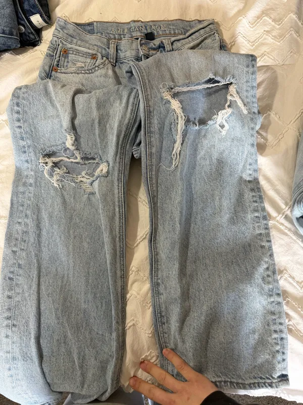 American Eagle Jeans - Image 2