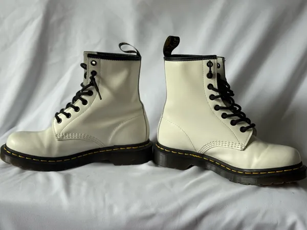 Dr. Martens Boots White Leather Women’s - Image 4