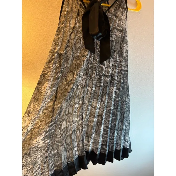 Snake Print Pleated Halter Mini Dress Black Satin Bow Trim‎ Grey White Large - Image 2