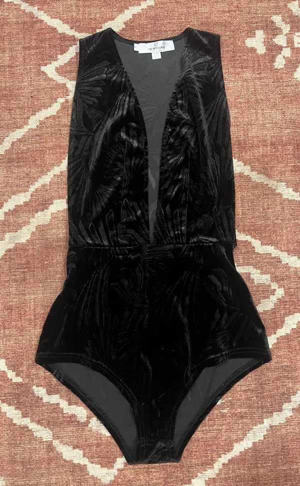 Oh My Love London Womens Sexy Plunge Velour Bodysuit Size Medium - Image 2