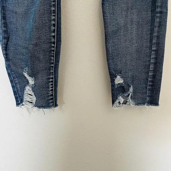 Maurices High Rise Skinny Blue Jeans Womens Small S Distressed Button-Fly - Image 6