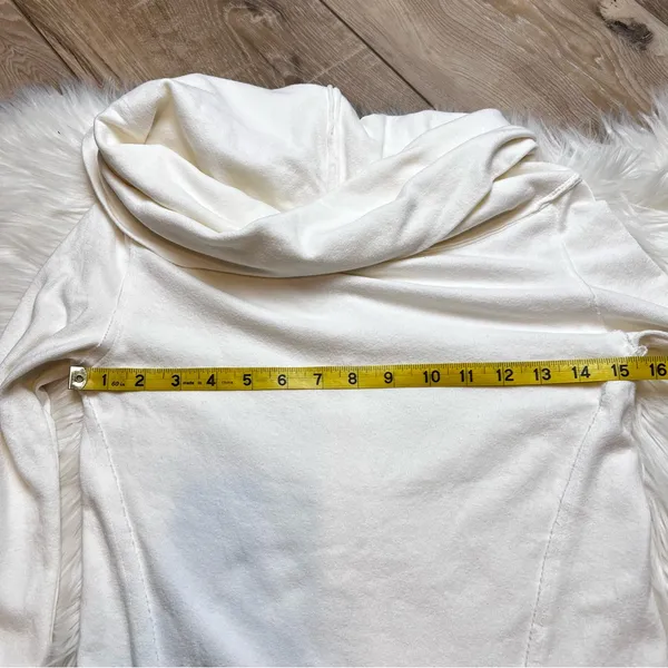 Free People Ivory Long Sleeve Cowl Neck Top. Size Medium. New Without Tags. - Image 5